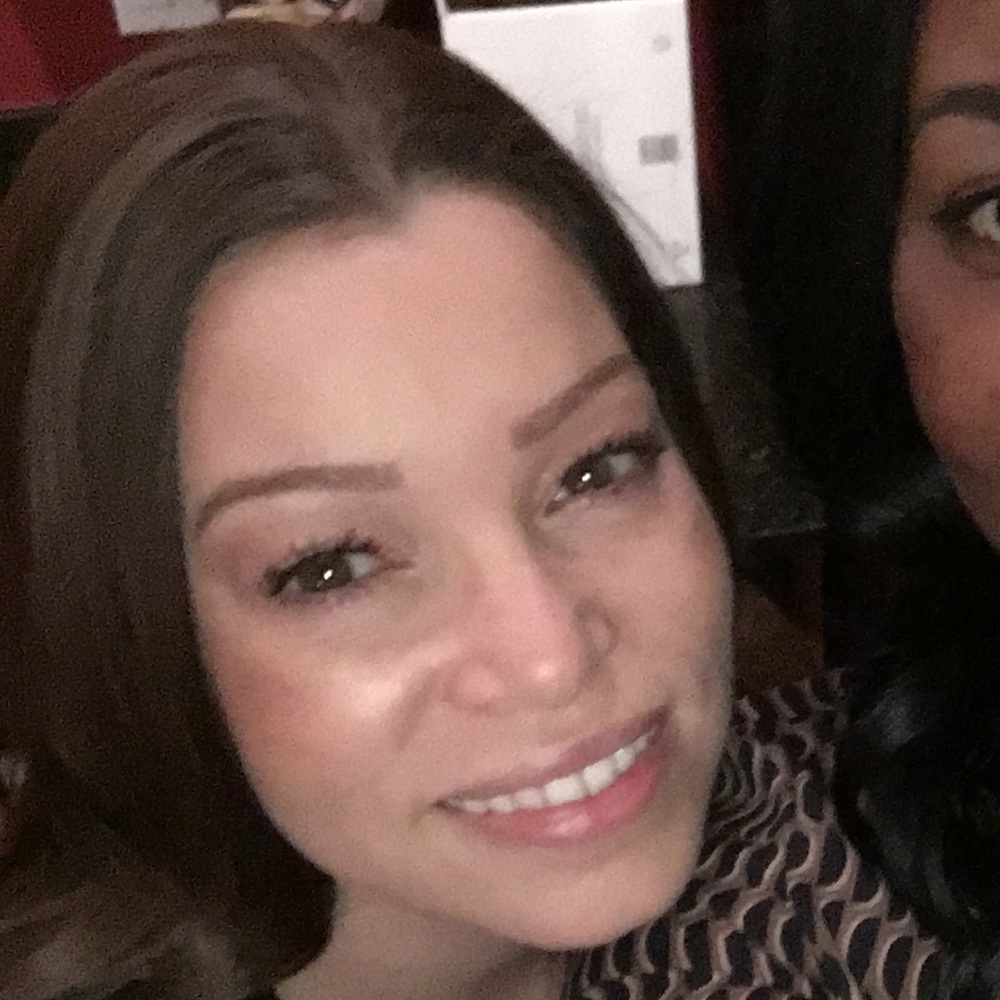 Meet your Posher, Monica